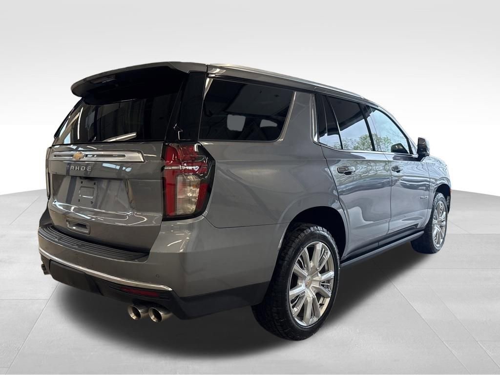 Used 2022 Chevrolet Tahoe High Country AWD/4WD image 17