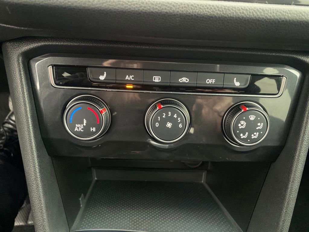 Used 2024 Volkswagen Tiguan Wolfsburg Edition image 18