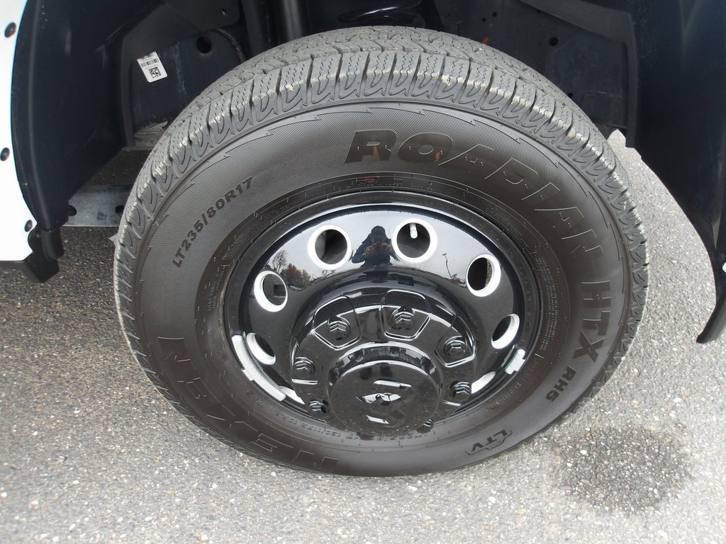 Used 2025 RAM 3500 Limited image 11