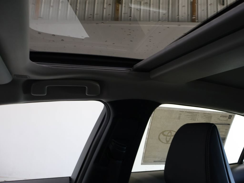 New 2026 Toyota Prius Limited FWD image 29