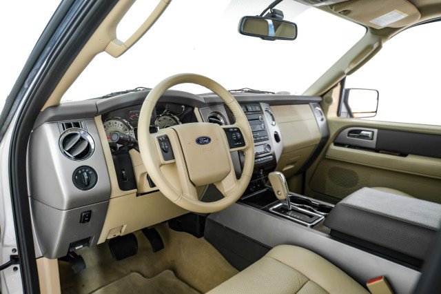 Used 2013 Ford Expedition XLT RWD image 13