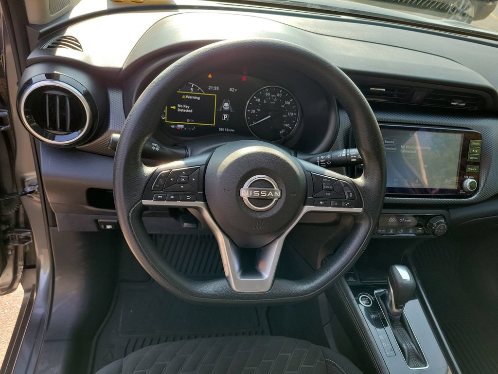 Used 2022 Nissan Kicks SV FWD image 26