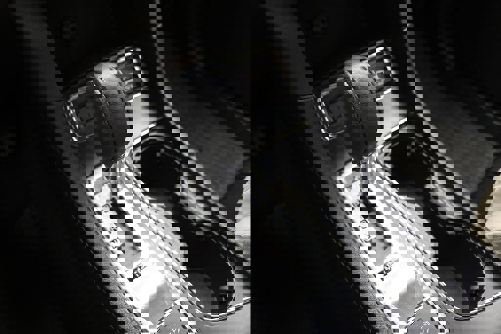 Used 2023 Subaru Ascent Premium w/ Convenience Package image 26