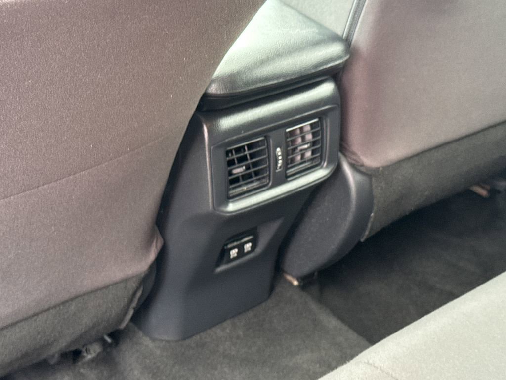 Used 2019 Toyota RAV4 XLE w/ Convenience Package AWD/4WD image 38