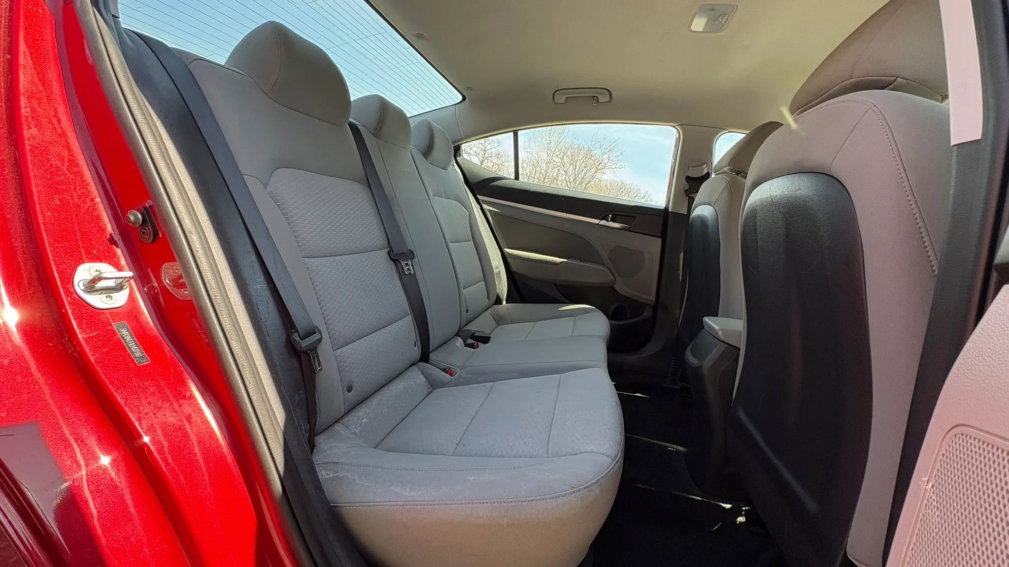 Used 2020 Hyundai Elantra SEL FWD image 29
