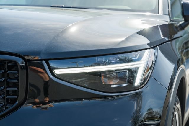 New 2026 Volvo XC40 B5 Plus w/ Climate Package image 13