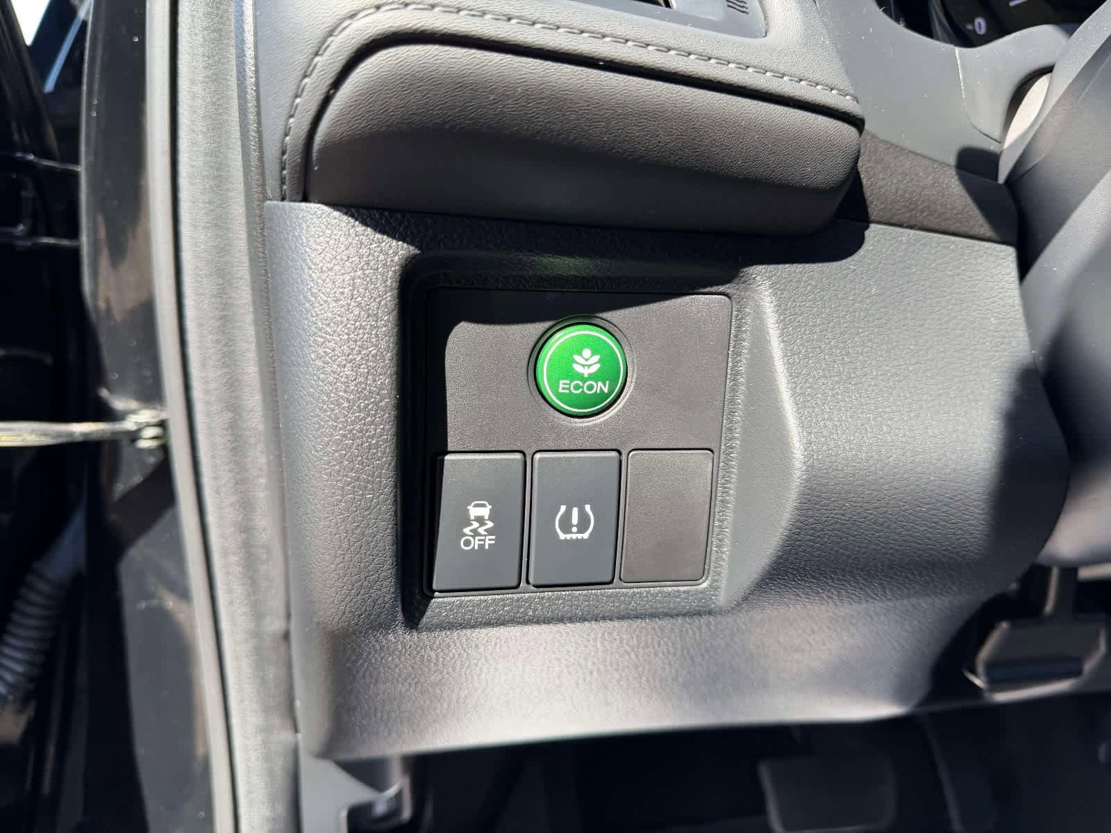 Used 2021 Honda HR-V LX image 18