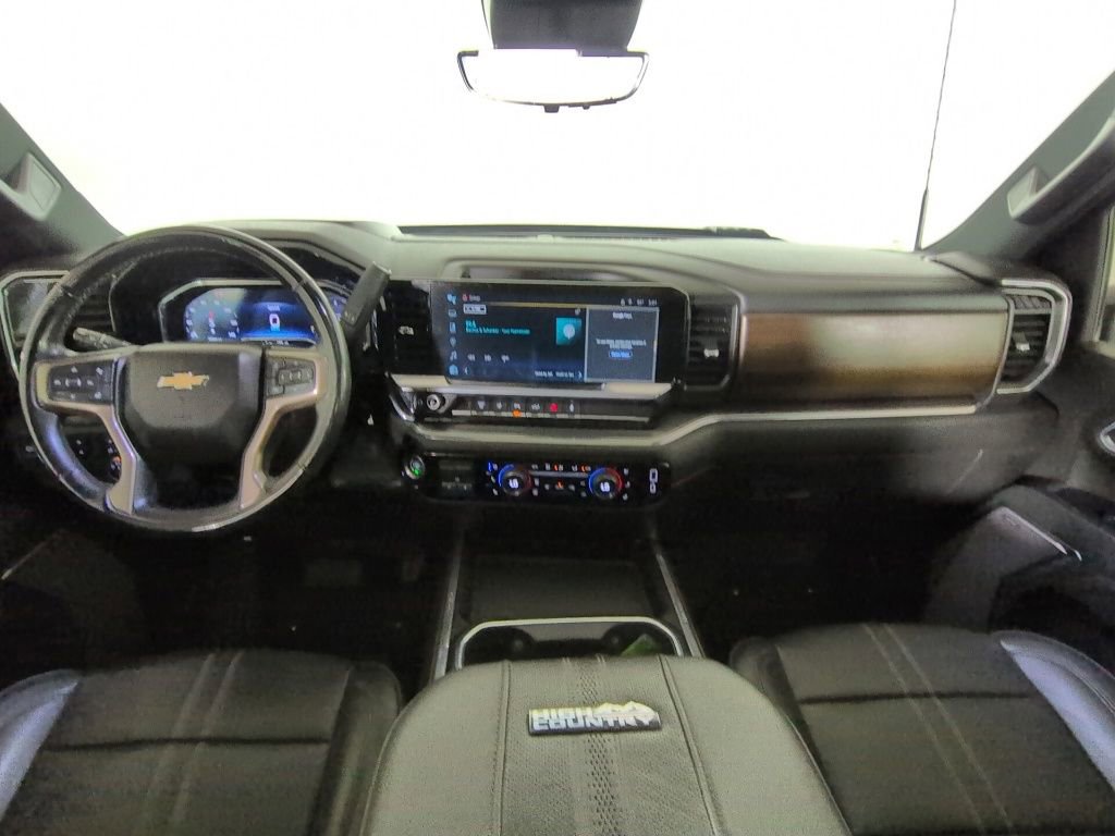 Used 2024 Chevrolet Silverado 3500 High Country w/ High Country Premium Package AWD/4WD image 16