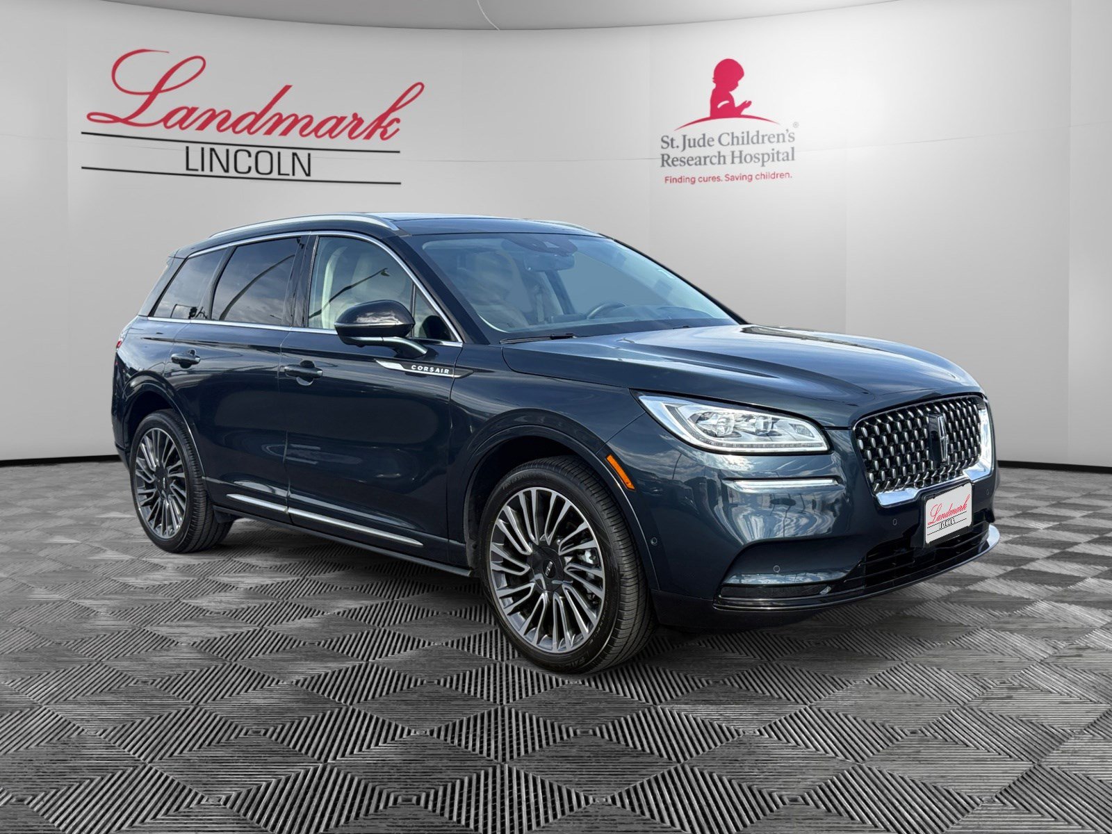 Used 2020 Lincoln Corsair Reserve w/ Equipment Group 201A image 7