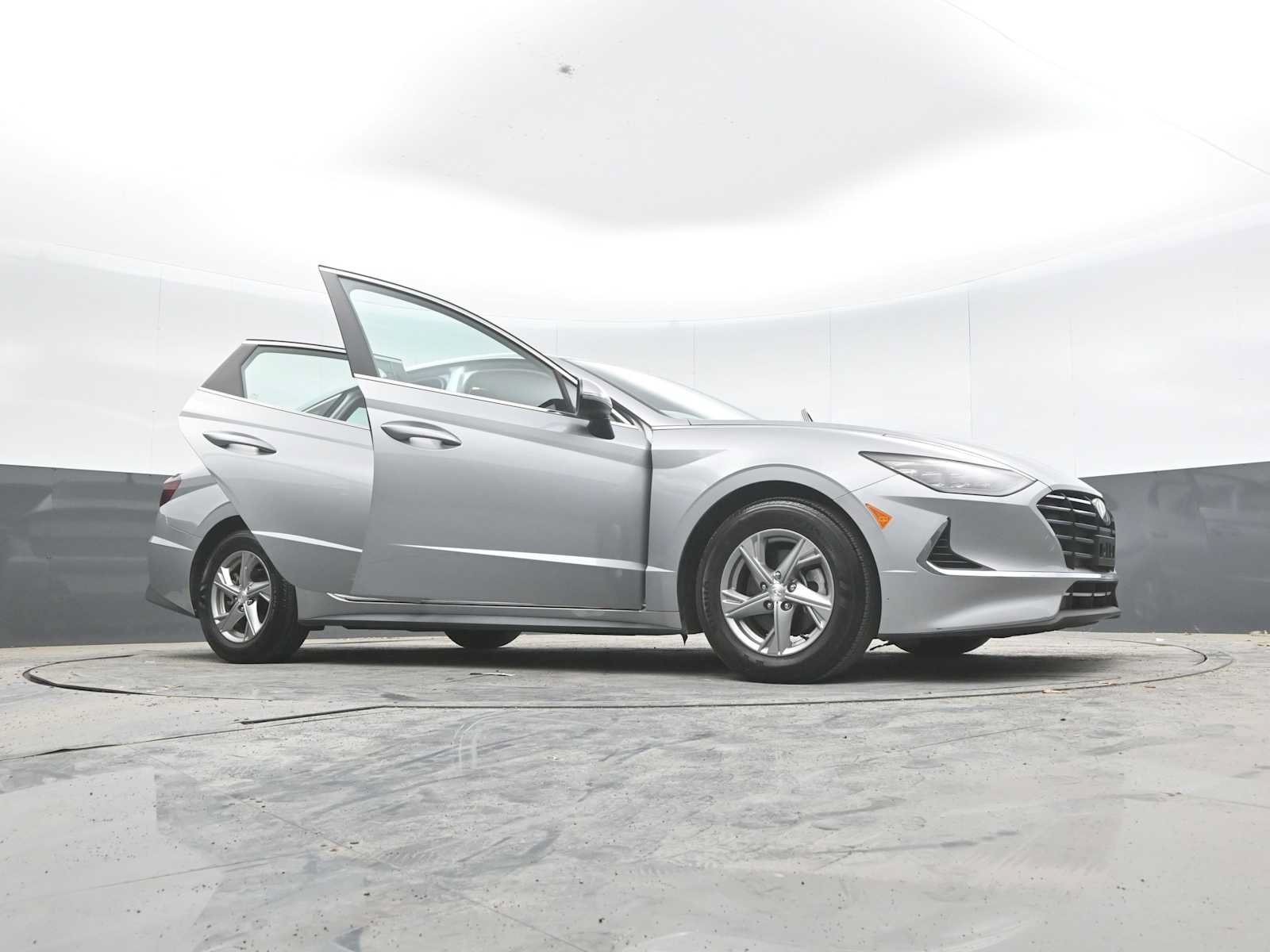 Used 2023 Hyundai Sonata SE FWD image 56