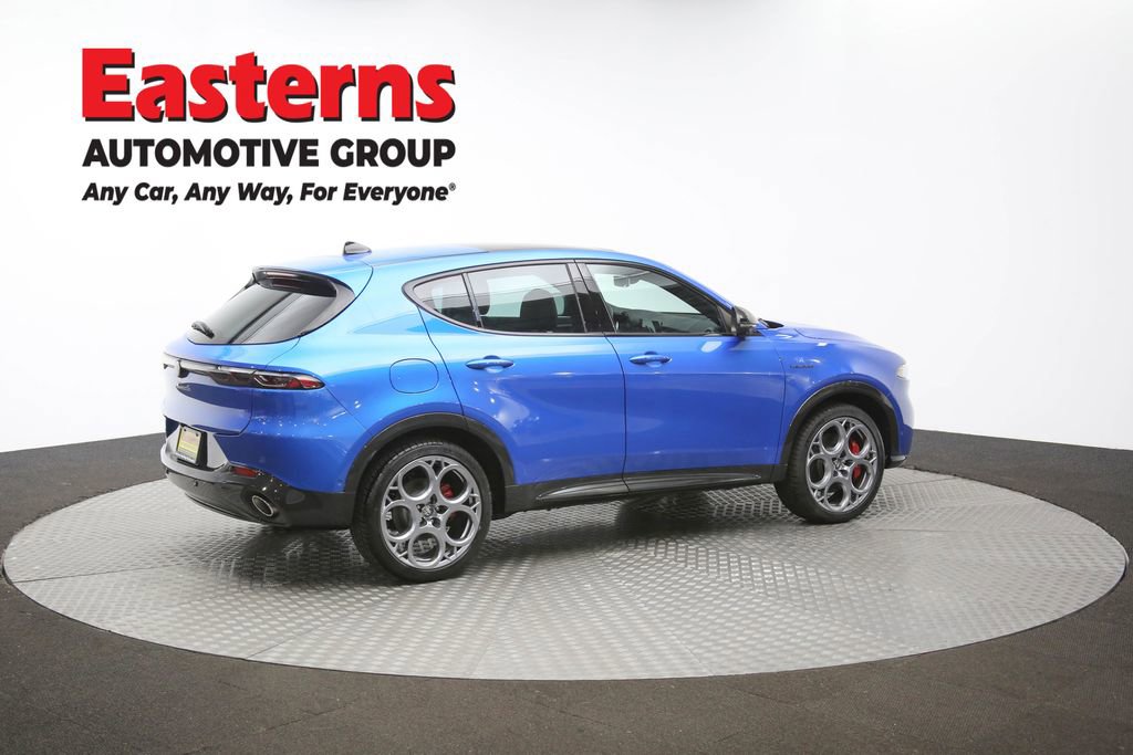 Used 2024 Alfa Romeo Tonale Veloce AWD/4WD image 40