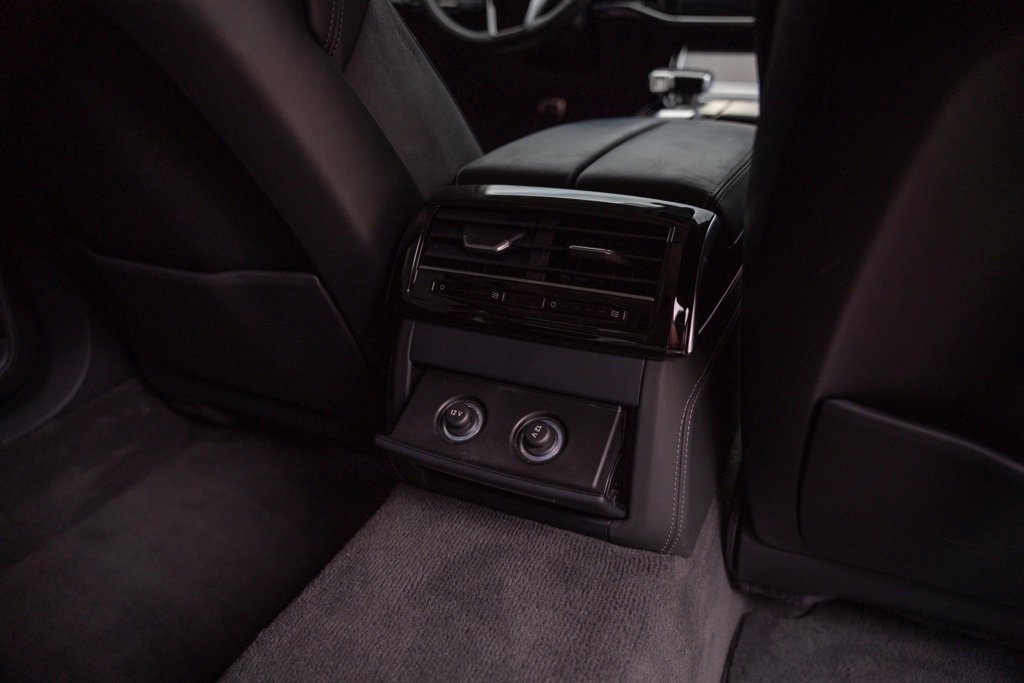 Used 2023 Audi S8 image 18