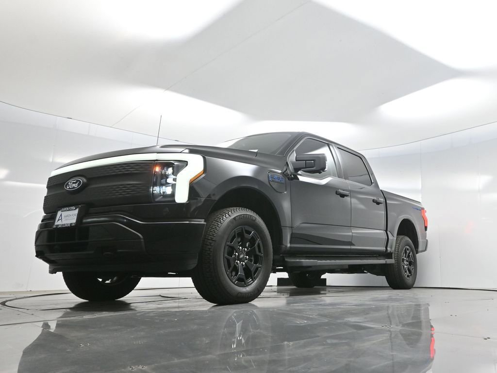 Used 2025 Ford F150 Lightning XLT image 48