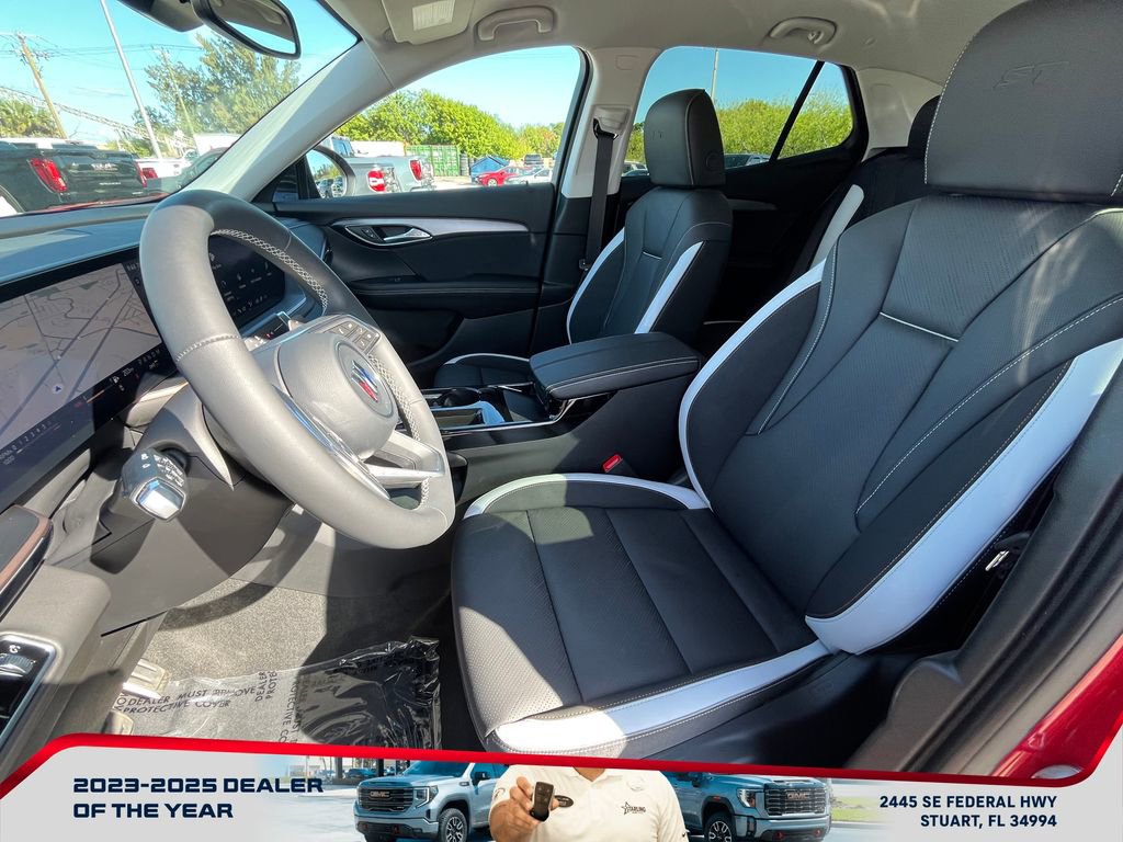 Certified 2025 Buick Envision Sport Touring image 10