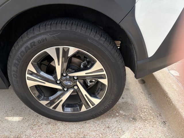 Used 2024 Subaru Crosstrek 2.0i Premium AWD/4WD image 4