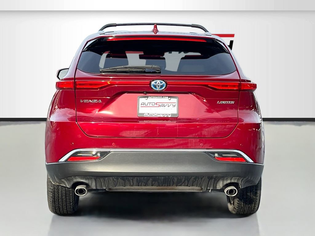 Used 2024 Toyota Venza Limited image 6