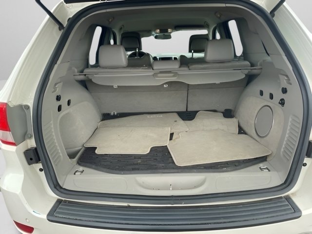 Used 2012 Jeep Grand Cherokee Laredo image 12