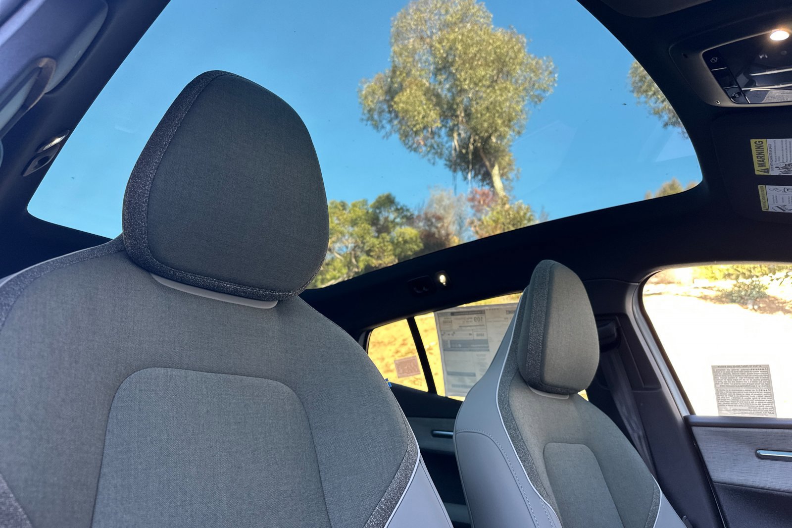 New 2026 Volvo EX30 Plus w/ Climate Package image 14