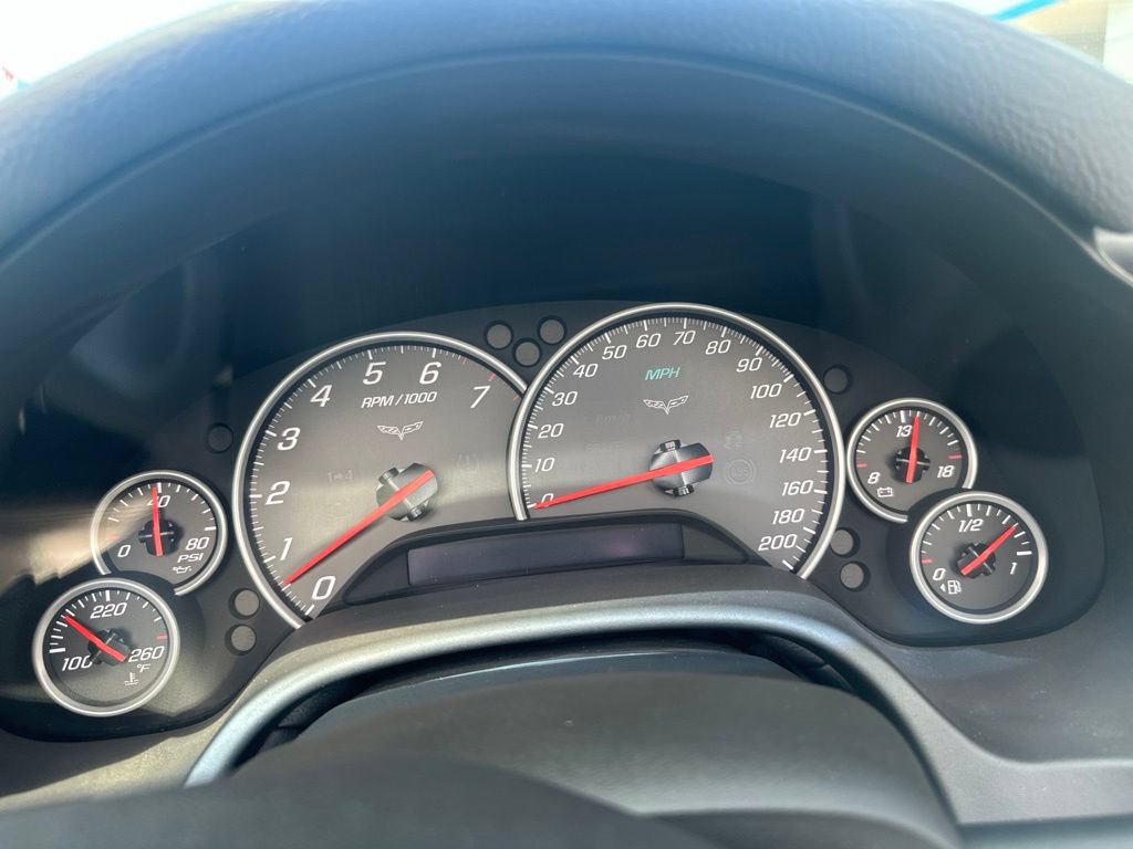 Used 2007 Chevrolet Corvette Convertible w/ Preferred Equipment Group RWD image 4