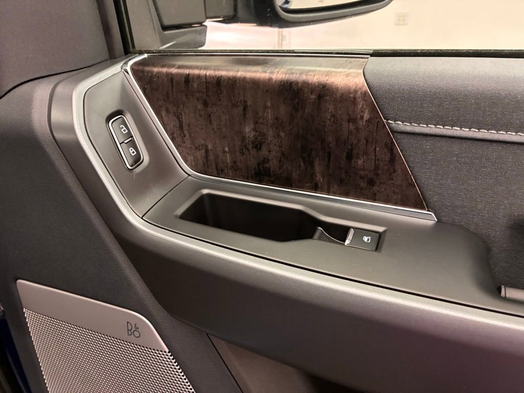 New 2026 Ford F250 Lariat w/ Black Appearance Package image 26