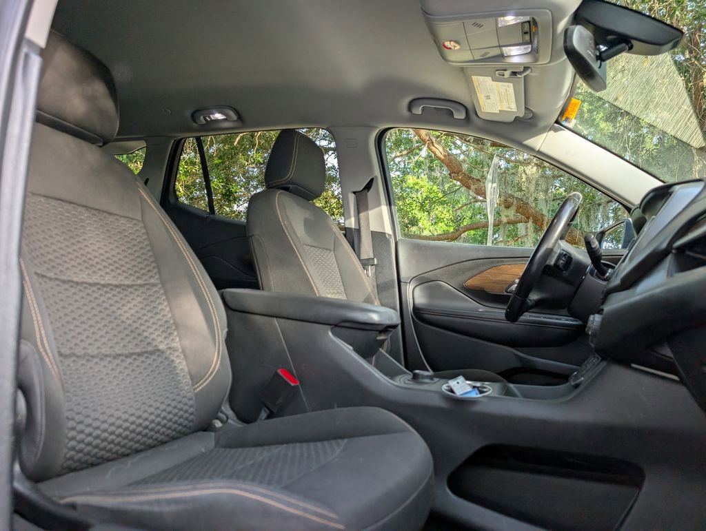 Used 2018 GMC Terrain SLE FWD image 18