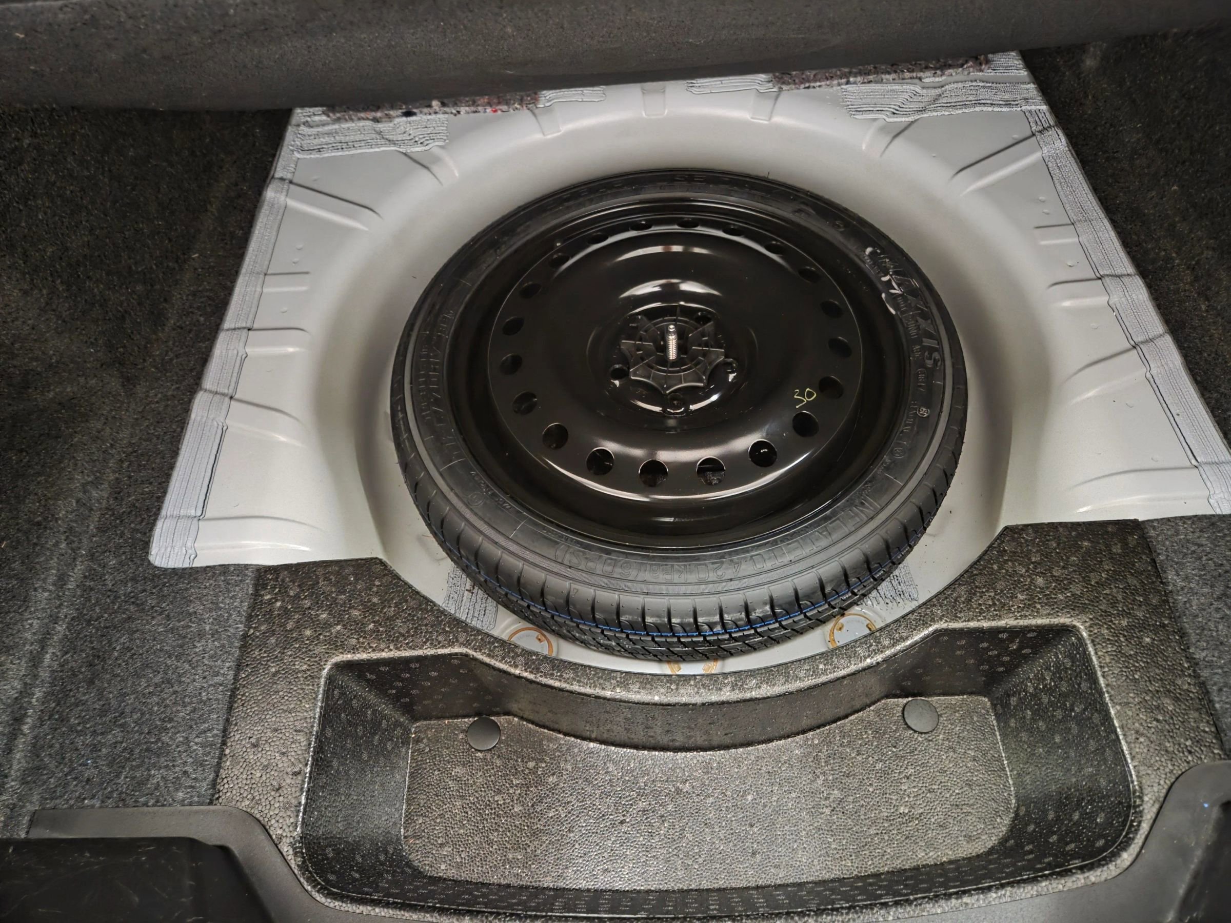 Used 2018 Chevrolet Impala LT FWD image 36