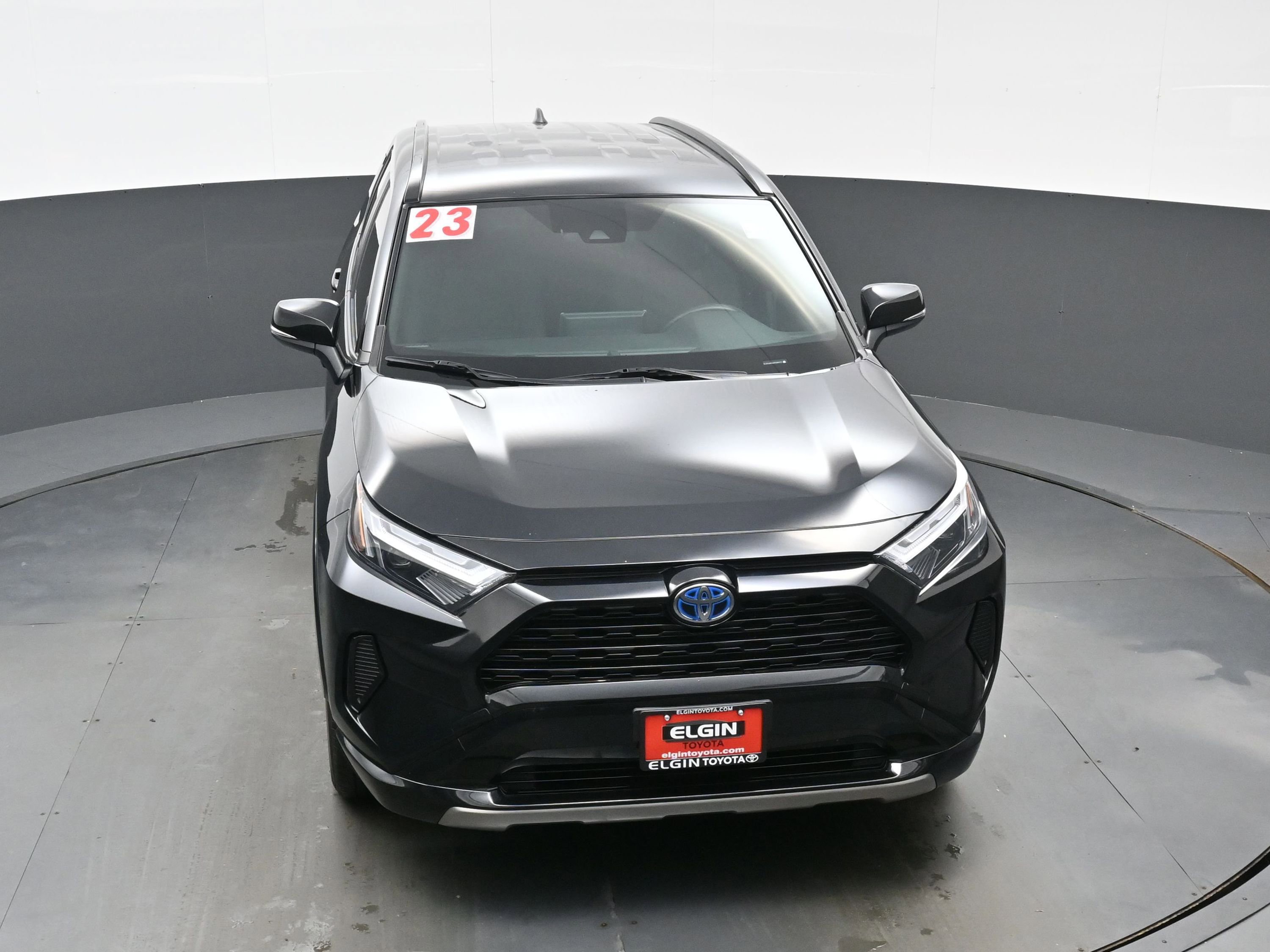 Used 2023 Toyota RAV4 SE w/ SE Grade Weather Package AWD/4WD image 35