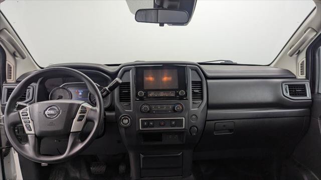 Used 2022 Nissan Titan S RWD image 23