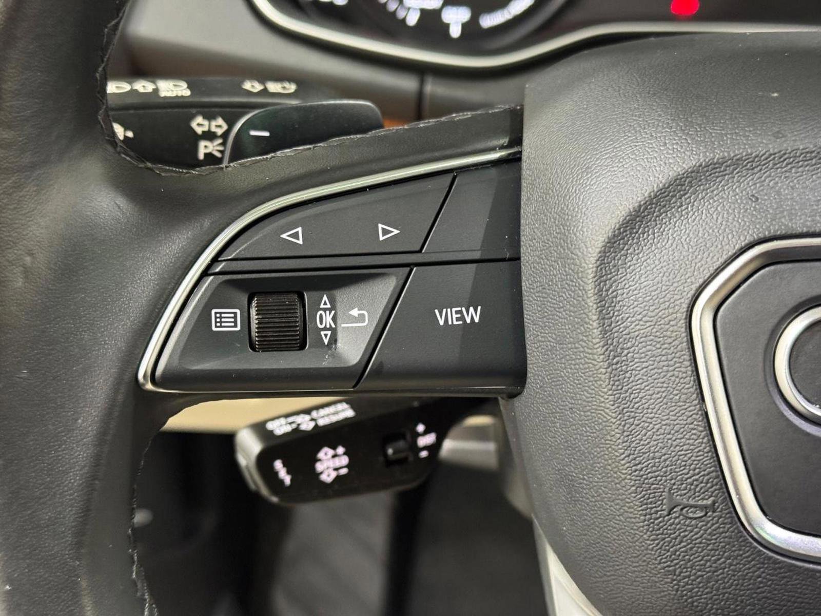 Used 2023 Audi Q5 2.0T Premium w/ Convenience Package image 31