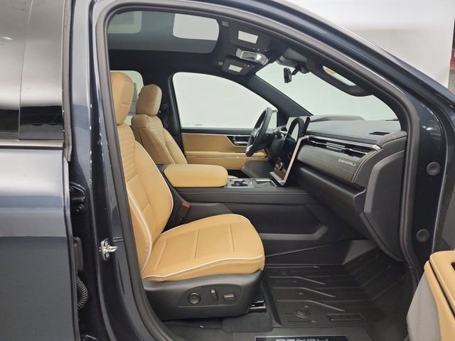 New 2025 GMC Sierra EV Denali image 30