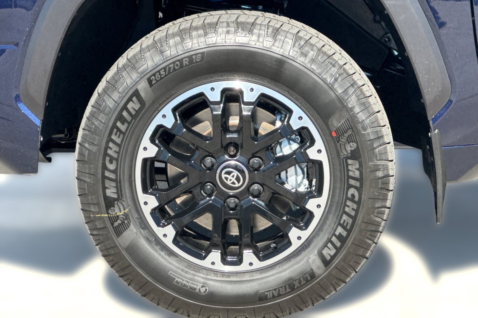 New 2026 Toyota Tundra SR5 AWD/4WD image 13