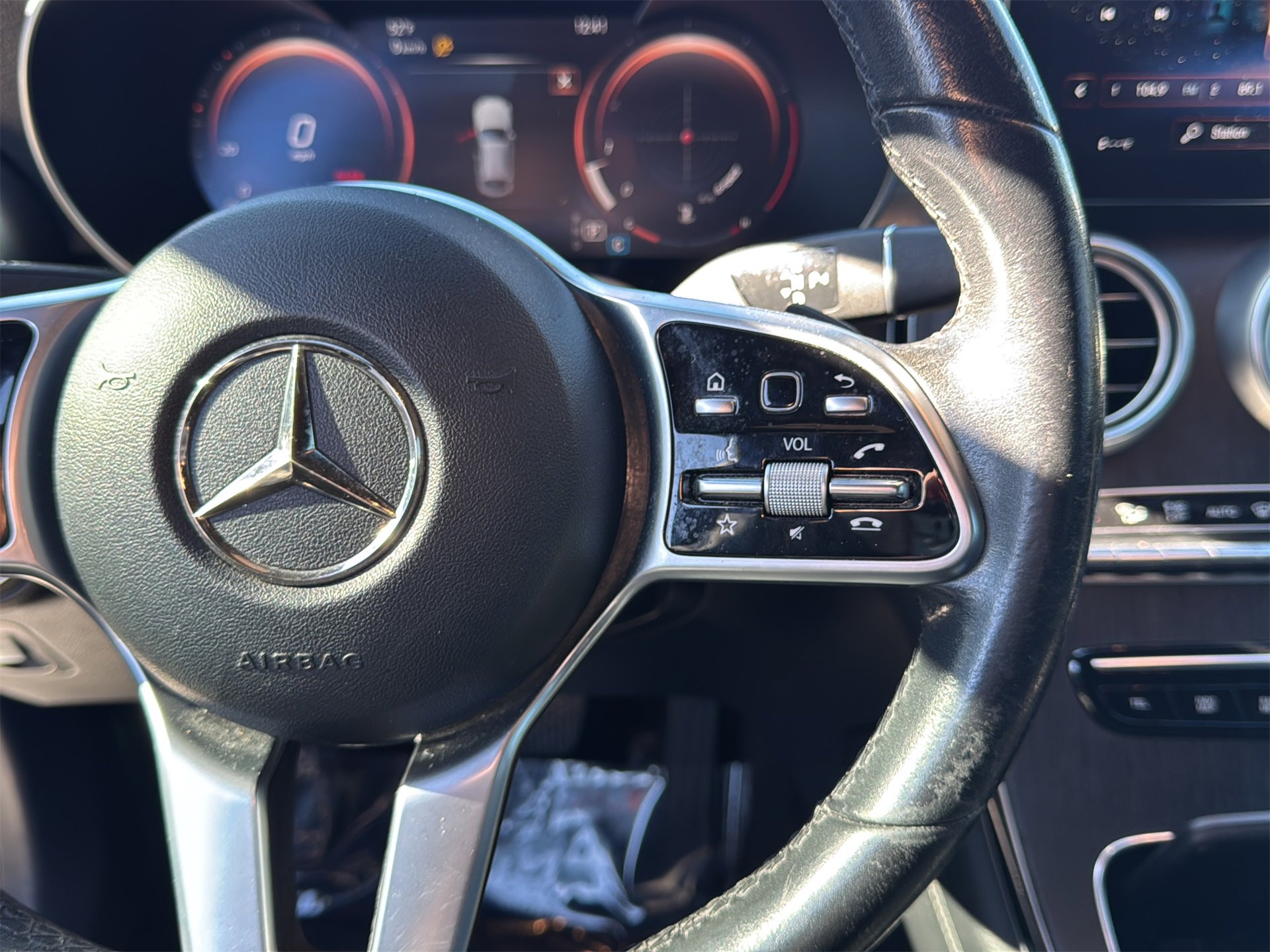 Used 2021 Mercedes-Benz GLC 300 4MATIC Coupe image 16