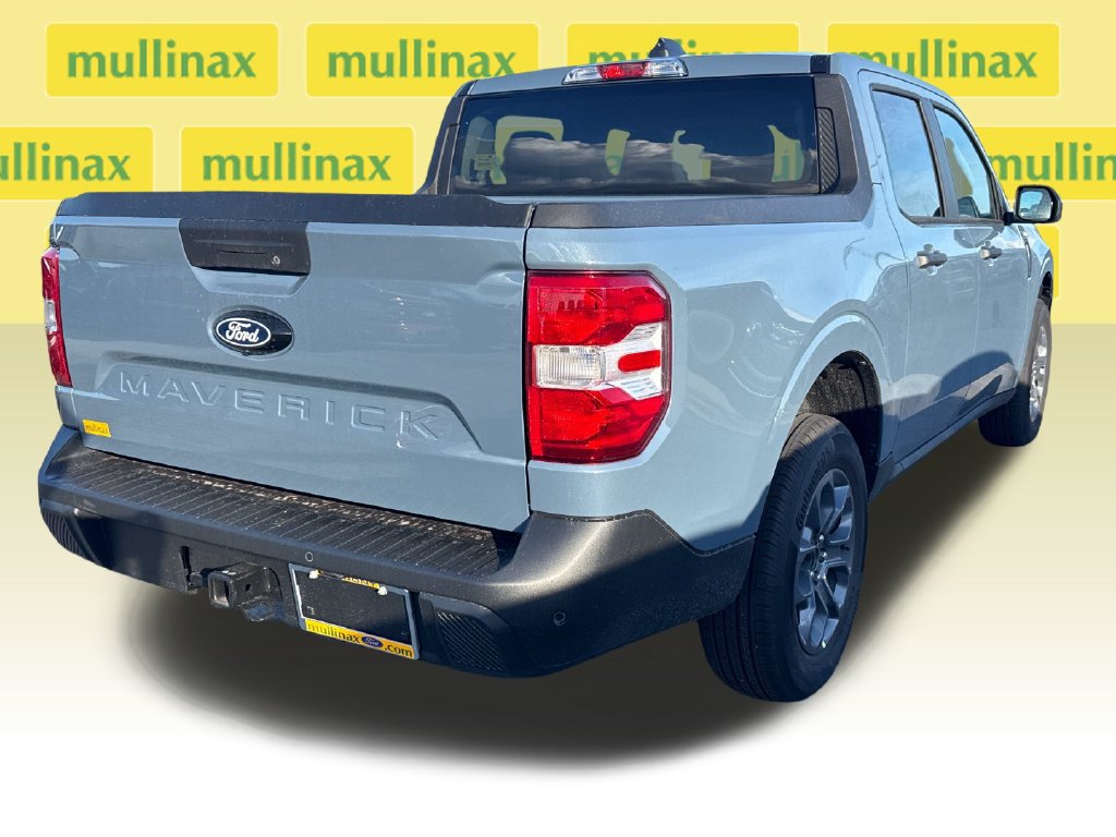 New 2026 Ford Maverick XLT w/ XLT Luxury Package FWD image 12