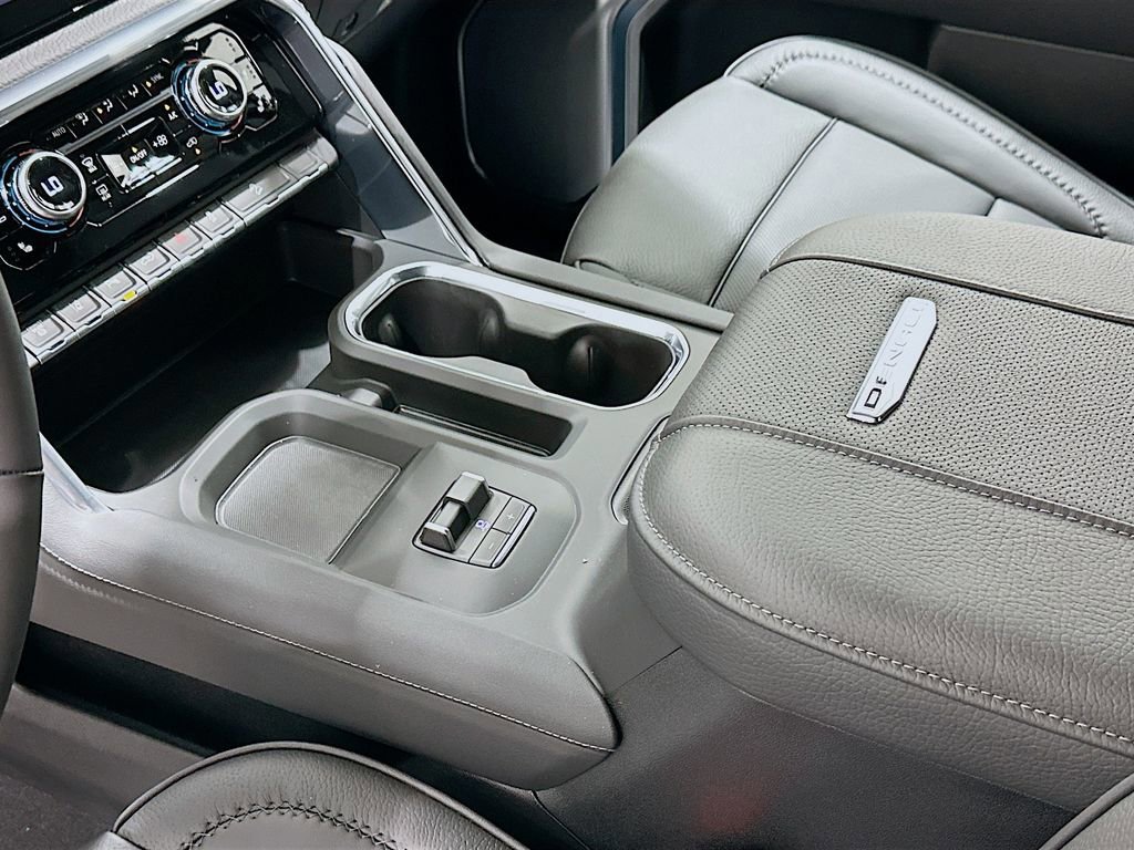 New 2026 GMC Sierra 2500 Denali w/ Denali Reserve Package image 16
