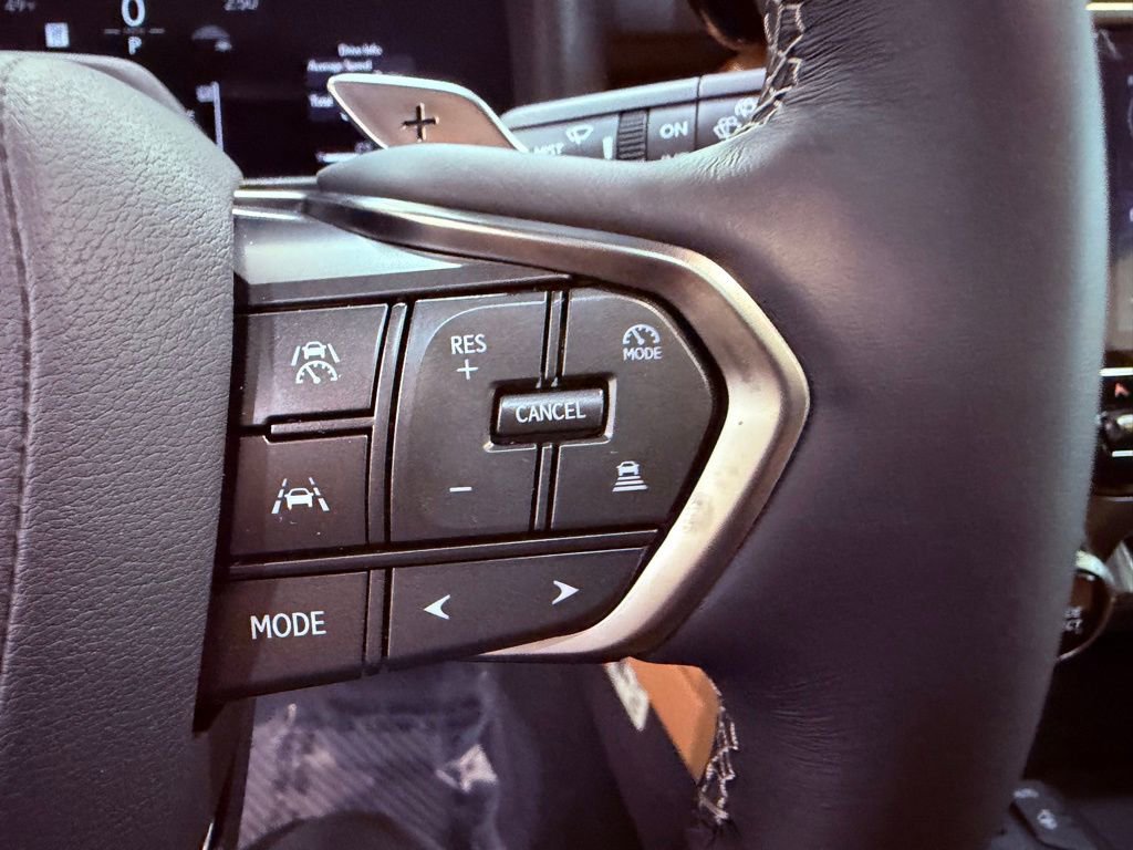 Certified 2026 Lexus LX 600 4WD w/ Luxury Package image 28