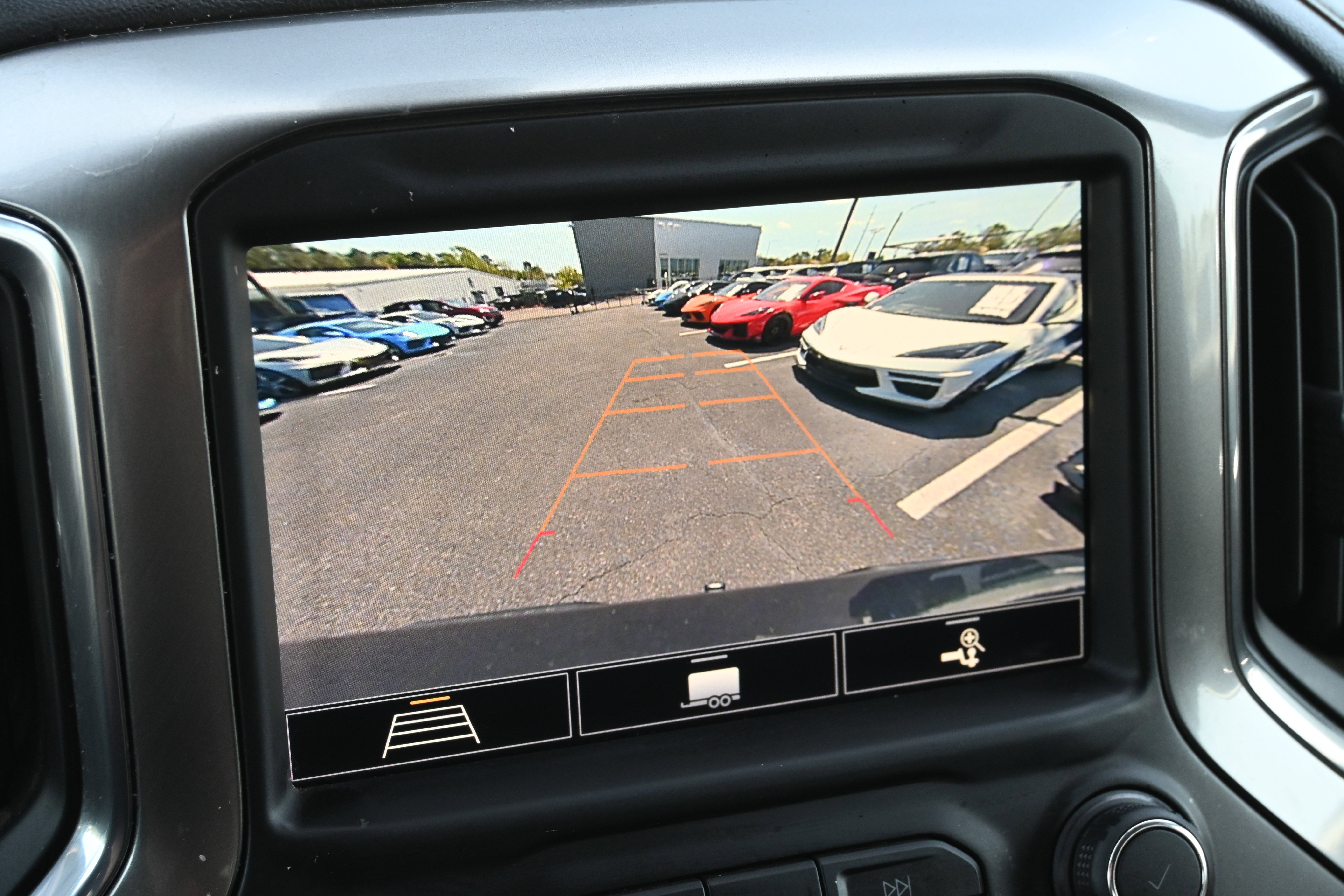 Used 2020 Chevrolet Silverado 1500 RST w/ All-Star Edition image 14