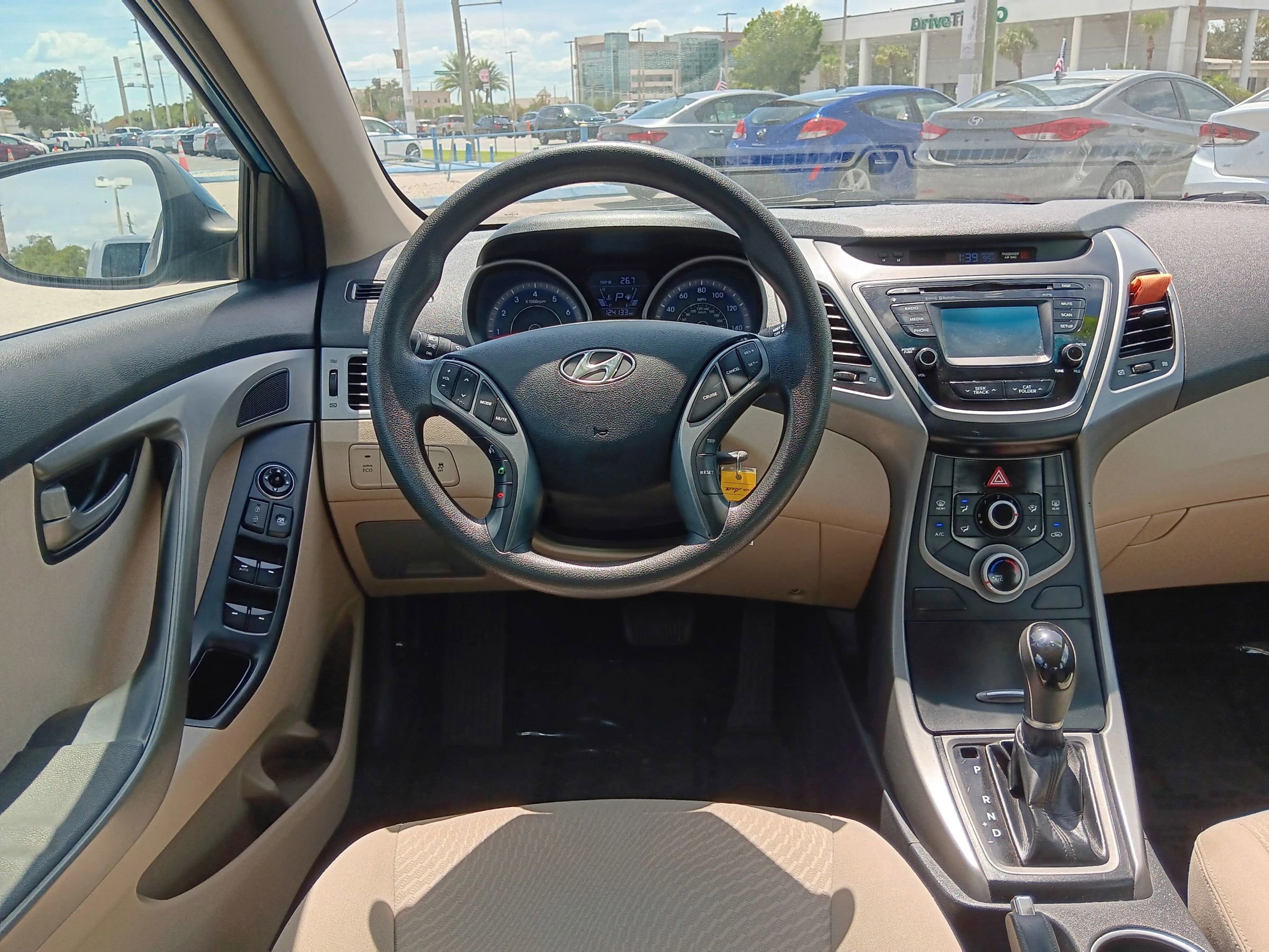 Used 2016 Hyundai Elantra SE w/ Option Group 02 FWD image 17