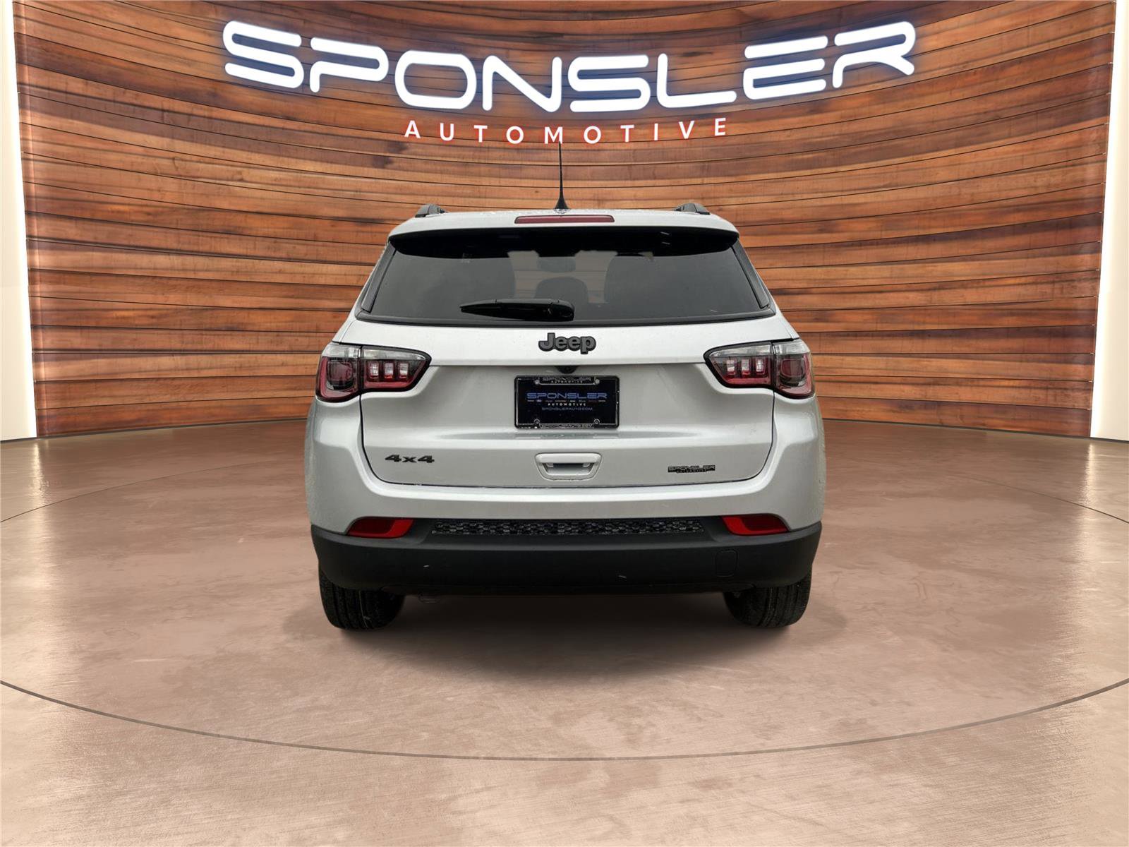 New 2026 Jeep Compass Latitude image 5