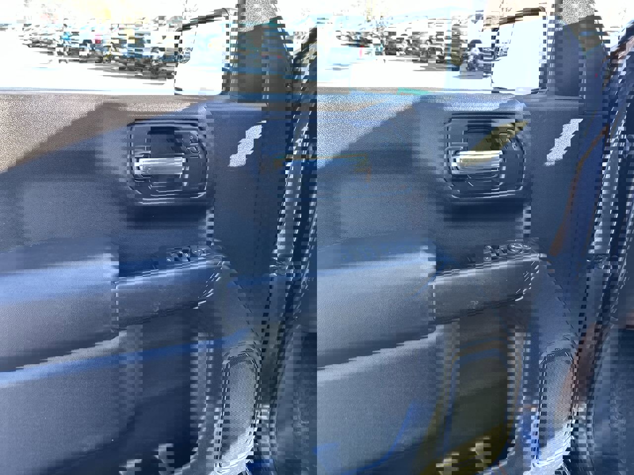 Used 2023 Chevrolet Silverado 1500 Custom image 20