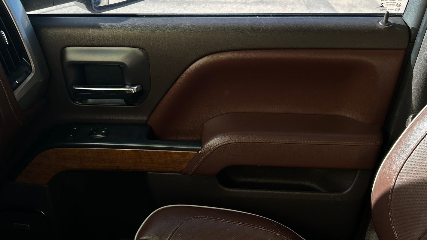 Used 2015 Chevrolet Silverado 2500 High Country w/ Duramax Plus Package image 25