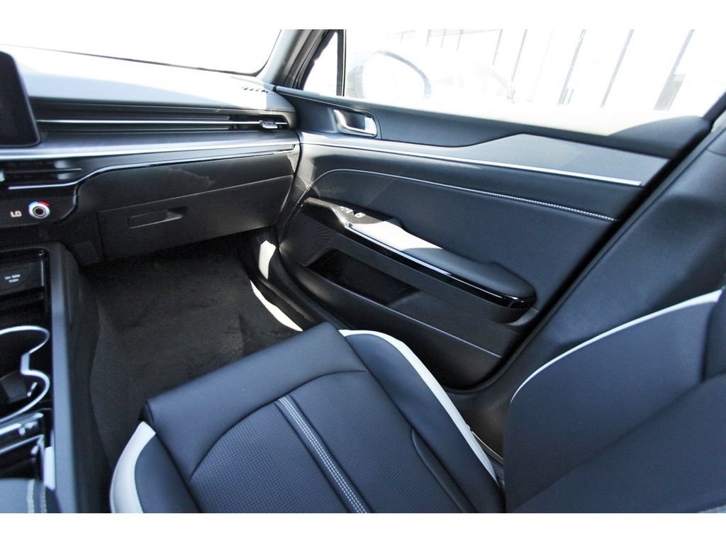 New 2026 Kia K5 GT-Line FWD image 11