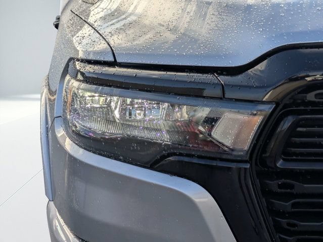 Used 2025 RAM 1500 Big Horn AWD/4WD image 9