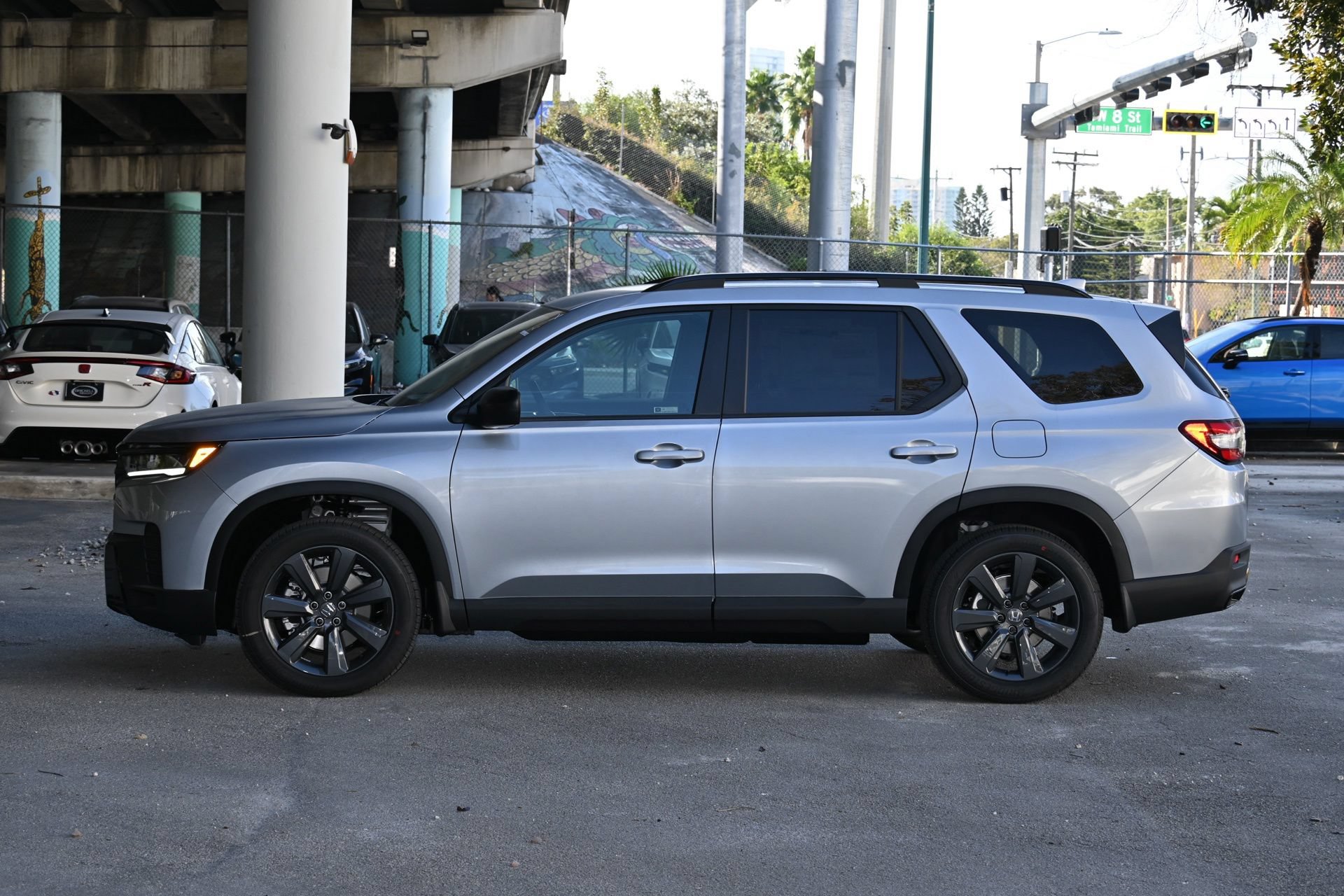 New 2026 Honda Pilot Sport image 8