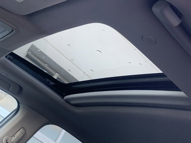 Used 2023 Honda CR-V EX image 4