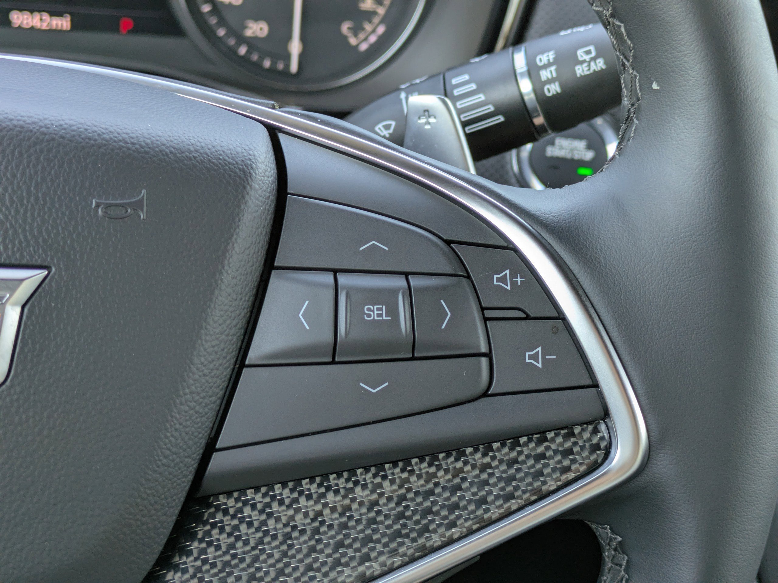 Certified 2025 Cadillac XT5 Sportv w/ Technology Package image 24