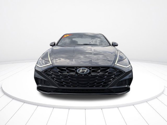 Used 2021 Hyundai Sonata Limited w/ Preferred Accessory Package FWD image 8