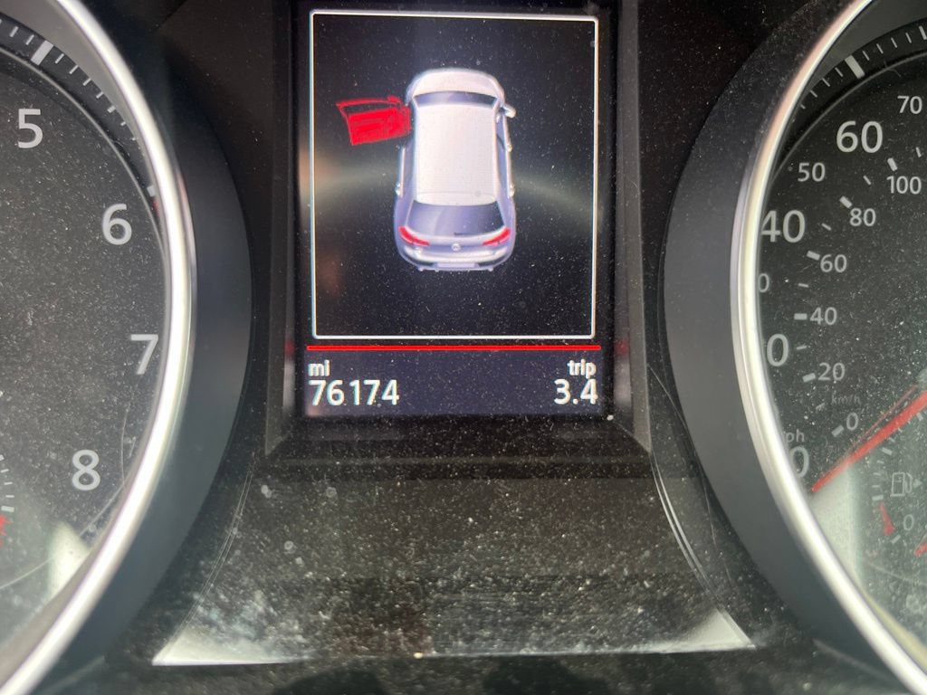 Used 2017 Volkswagen GTI SE FWD image 5