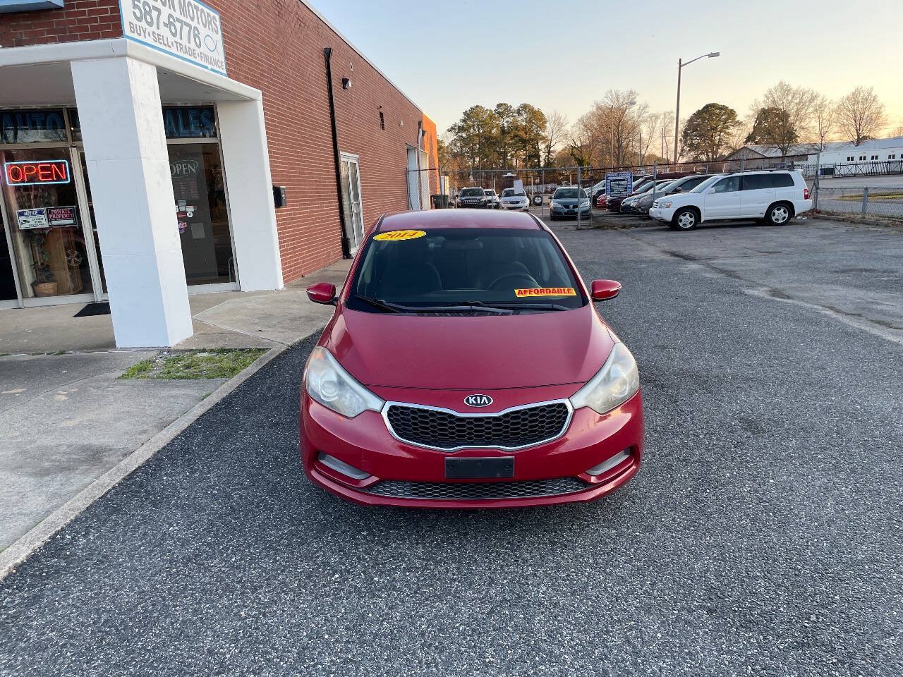 Used 2014 Kia Forte LX w/ Popular Package FWD image 3