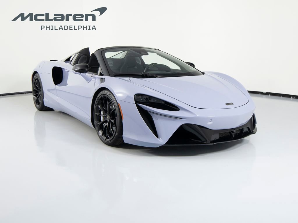 Used 2025 McLaren Artura Spider image 4