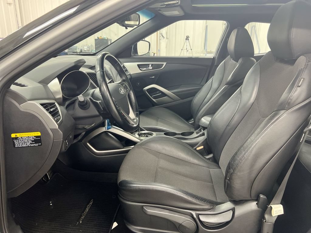 Used 2016 Hyundai Veloster w/ Option Group 02 FWD image 20